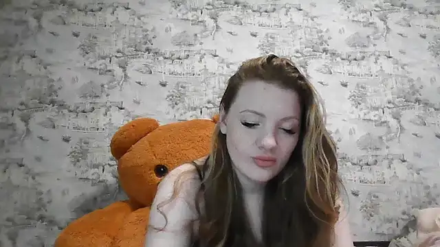 Eveline May online show from February 2026 01:08:01 PM