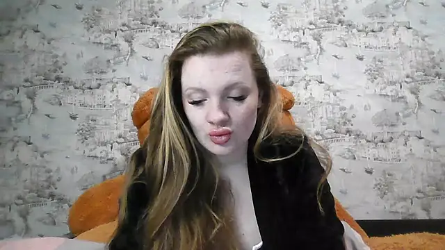 Eveline May online show from February 2026 05:02:01 PM