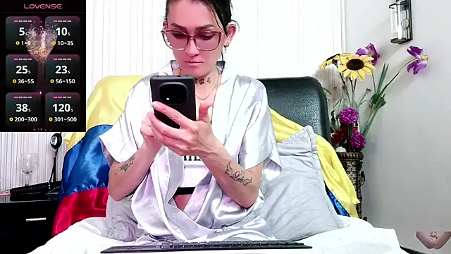 anastaciafire25 online show from October 2025 07:24:02 PM