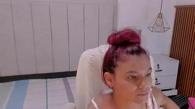 gime lara online show from December 2025 06:34:02 PM