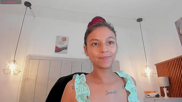 gime lara online show from April 2026 07:43:01 PM