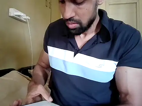 fitbuddy1 online show from February 2026 02:35:02 AM