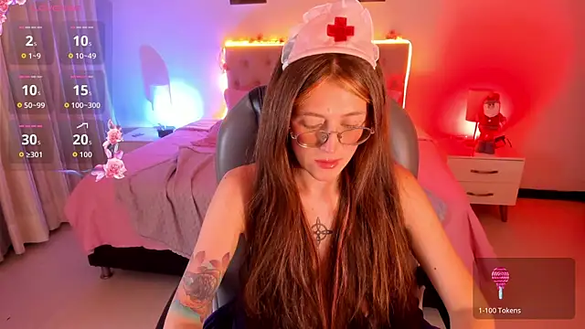 Emily Warren  online show from December 2025 08:04:02 PM