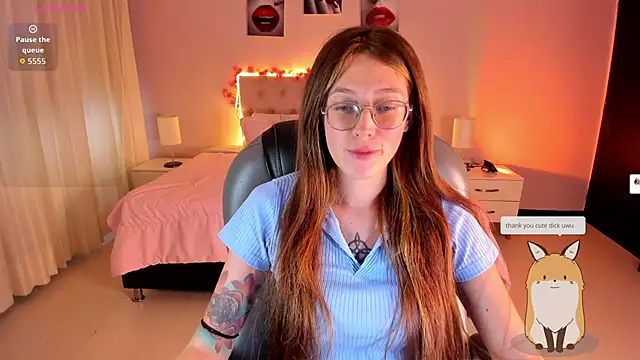 Emily Warren  online show from April 2026 07:53:02 PM