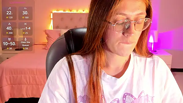 Emily Warren  online show from March 2026 08:02:01 PM