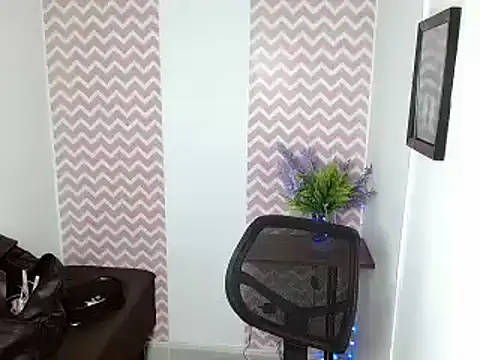 dayanacarson online show from May 2026 06:13:01 PM