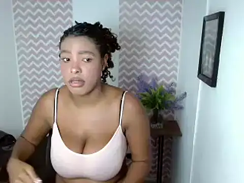 Snapshot of dayanacarson chatting on July 2026 05:57:01 PM dayanacarson online show from July 2026 05:57:01 PM