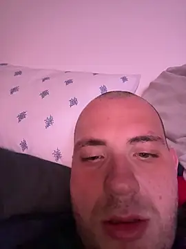 inkviziciq1 online show from October 2025 09:38:02 PM