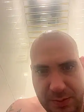 inkviziciq1 online show from September 2025 11:44:02 PM