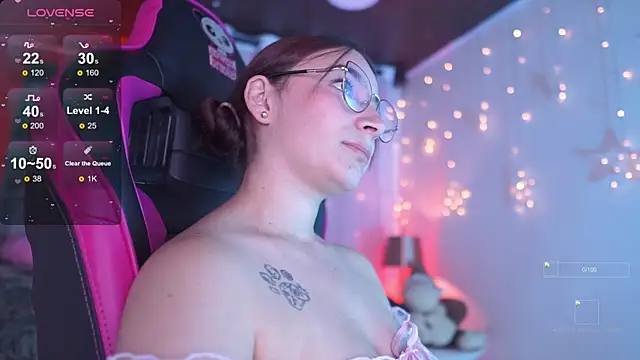 issa monterrey online show from November 2025 09:52:01 PM