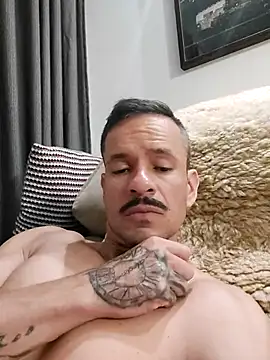 Snapshot of juniortche1313 chatting on November 2025 09:59:01 PM juniortche1313 online show from November 2025 09:59:01 PM