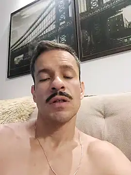 Snapshot of juniortche1313 chatting on October 2025 07:10:01 PM juniortche1313 online show from October 2025 07:10:01 PM