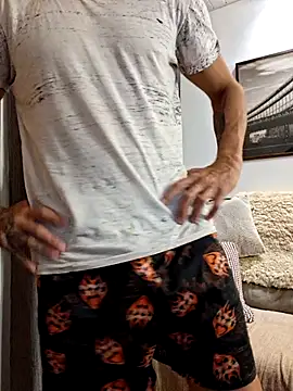 Snapshot of juniortche1313 chatting on February 2026 01:28:02 AM juniortche1313 online show from February 2026 01:28:02 AM