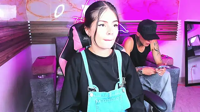Cloe roouse online show from June 2026 02:39:02 AM