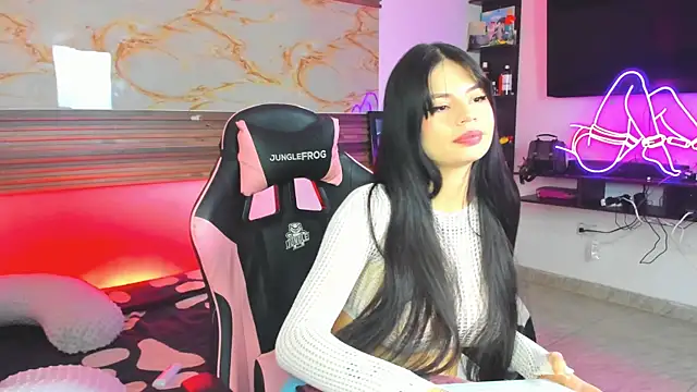 Cloe roouse online show from November 2025 07:08:01 PM