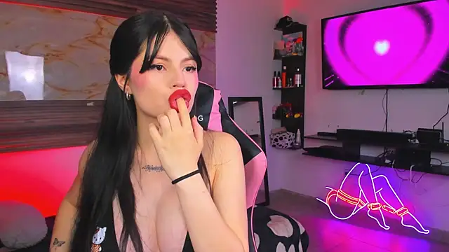 Cloe roouse online show from November 2025 09:40:02 PM