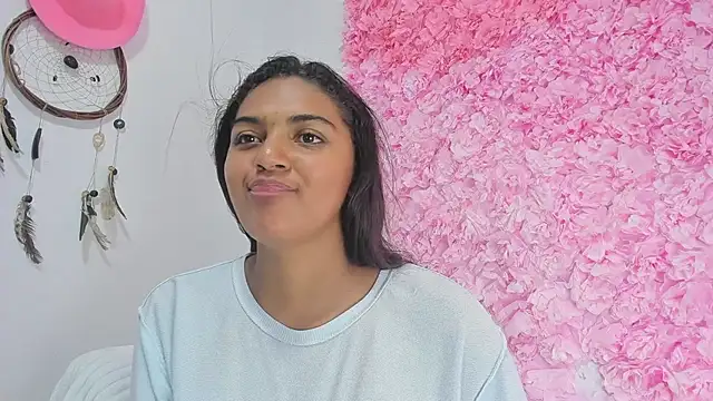 Melodymoore  online show from March 2026 12:17:01 AM