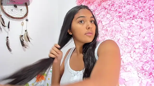 Melodymoore  online show from March 2026 10:37:01 PM