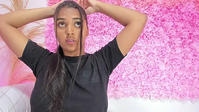 Melodymoore  online show from January 2026 10:13:02 PM