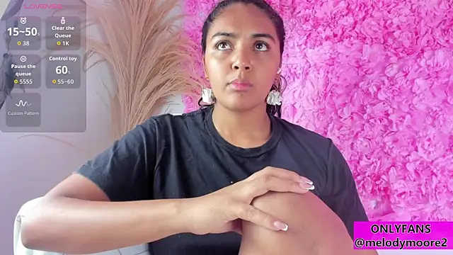 Melodymoore  online show from October 2025 10:12:01 PM