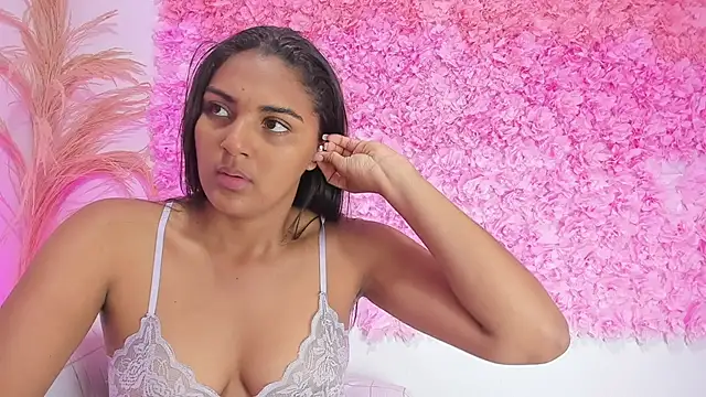 Melodymoore  online show from January 2026 10:36:01 PM