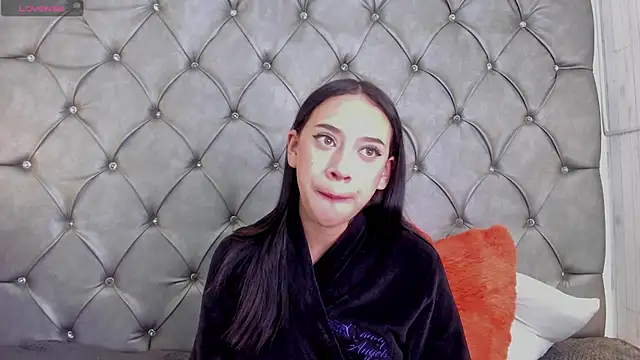 Snapshot of zephyra-angels chatting on March 2025 07:16:02 AM zephyra-angels online show from March 2025 07:16:02 AM