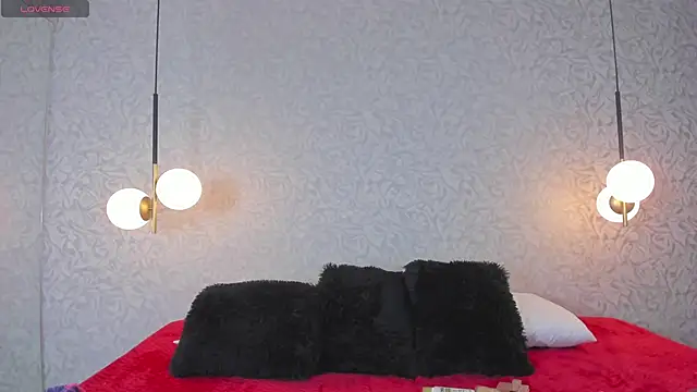 zephyra-angels online show from October 2025 04:11:01 AM