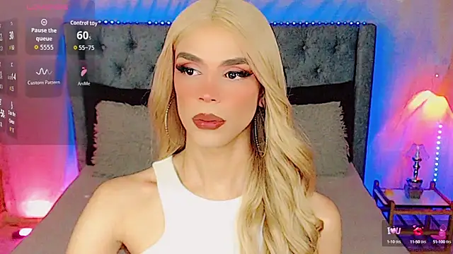 Dalila moan online show from September 2025 07:47:02 PM
