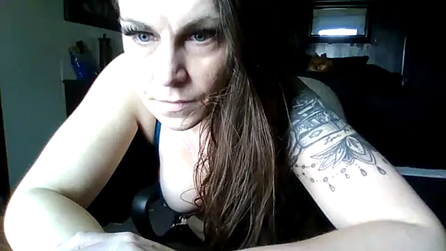 mrstoxox4594 online show from March 2025 05:05:01 PM