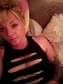 Foxxyhoneypott online show from May 2026 09:23:01 AM