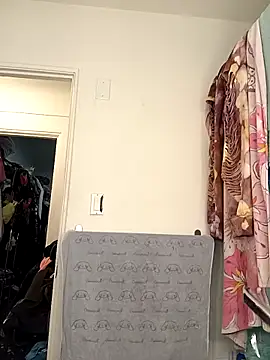 Foxxyhoneypott online show from March 2026 02:13:02 AM