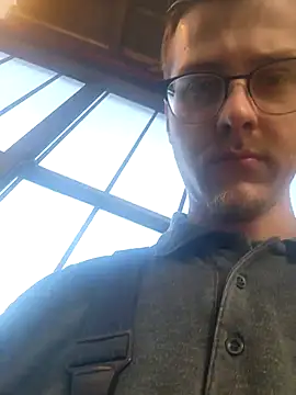 Snapshot of luckyluuk25 chatting on March 2026 12:24:01 PM luckyluuk25 online show from March 2026 12:24:01 PM