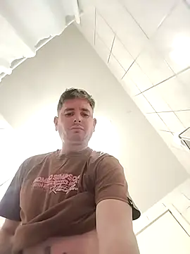 yoslan online show from February 2026 11:13:02 PM