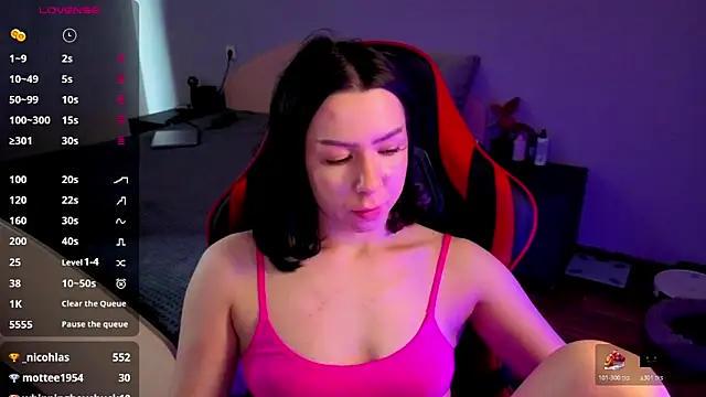 meganluss online show from April 2026 06:32:02 AM