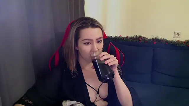 meganluss online show from December 2025 06:48:01 AM