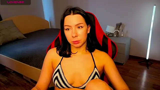 meganluss online show from May 2026 05:00:02 AM