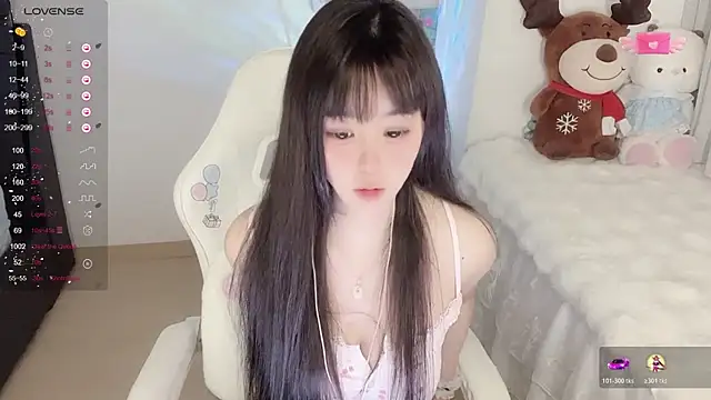 Milla-z online show from November 2025 10:04:02 AM