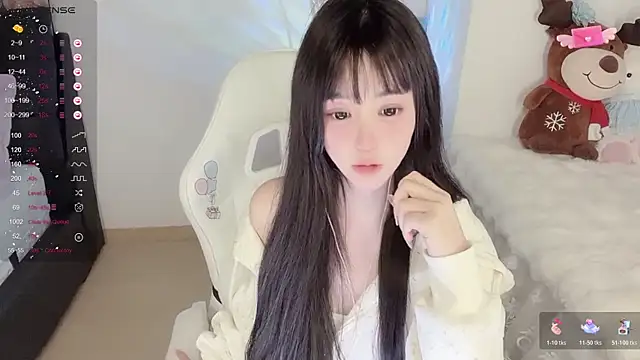 Milla-z online show from November 2025 04:39:02 PM