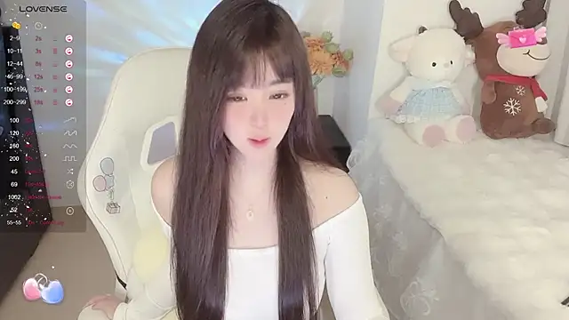 Milla-z online show from September 2025 12:33:02 PM