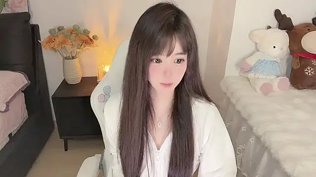 Milla-z online show from September 2025 12:11:02 PM