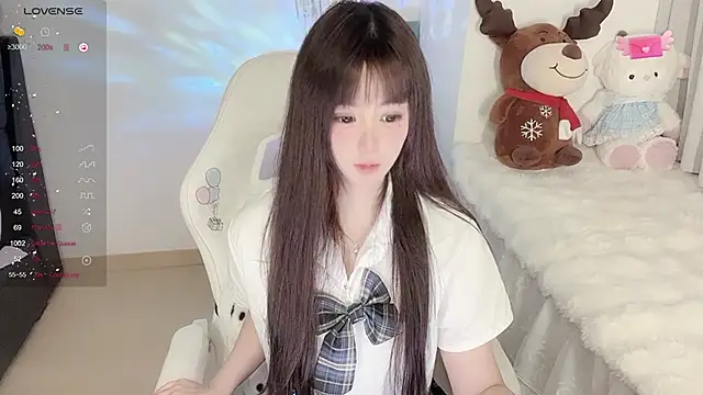 Milla-z online show from October 2025 12:15:01 PM