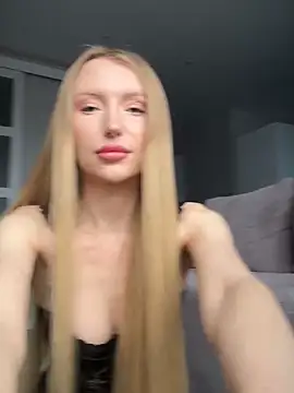 EvaBrooklyn online show from February 2026 11:10:01 AM