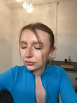 EvaBrooklyn online show from March 2025 06:01:02 PM