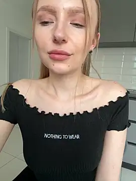 EvaBrooklyn online show from March 2025 02:51:02 PM