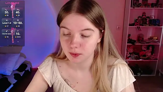 Strawberry juli online show from June 2026 07:14:02 AM