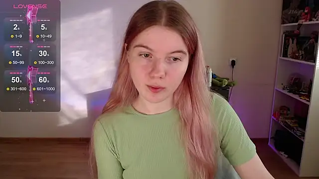 Strawberry juli online show from January 2026 08:29:01 AM