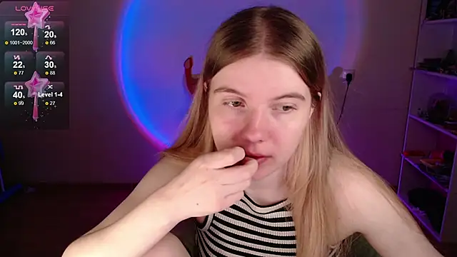 Strawberry juli online show from May 2026 07:46:02 AM