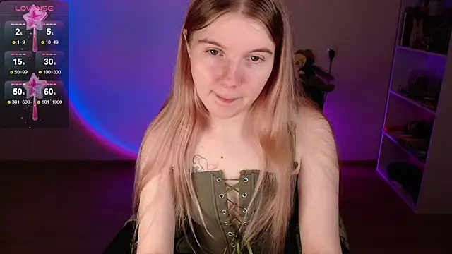 Strawberry juli online show from March 2026 03:27:02 PM