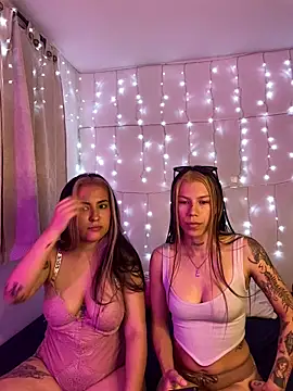 Ginny Julia online show from March 2025 05:11:01 AM