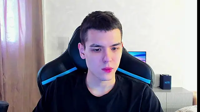 TravisRevas online show from March 2025 01:57:02 PM